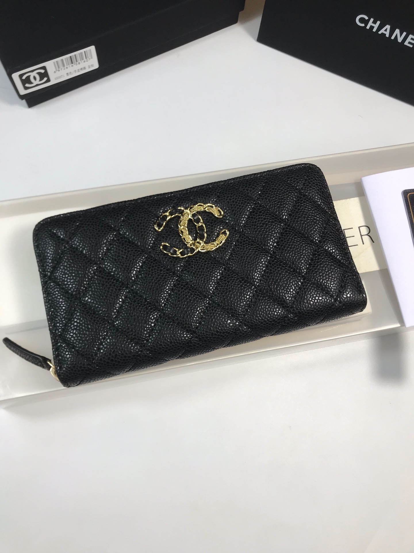 芸能人愛用Chanel シャネル 実物の写真 N品スーパーコピー財布代引き対応国内発送後払い安全必ず届く優良サイト